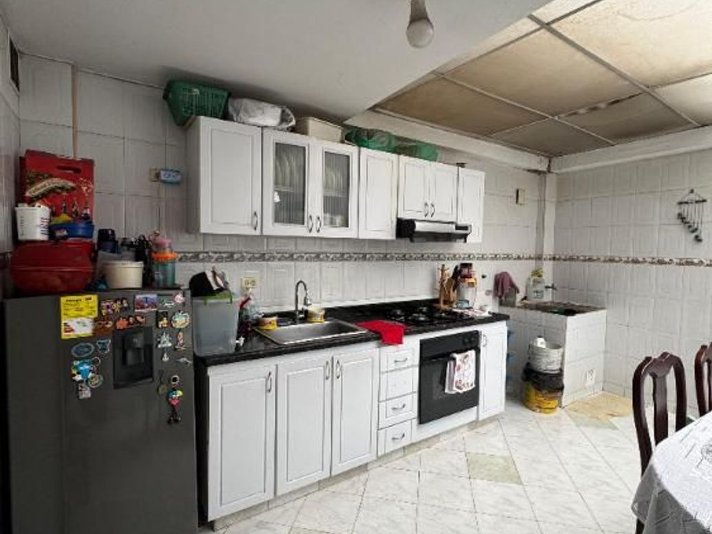Casa de 4 alcobas en venta en Tuna Alta, Bogotá, 257 m² · foto 11 de 20