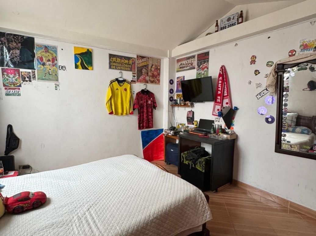 Casa de 4 alcobas en venta en Tuna Alta, Bogotá, 257 m² · foto 15 de 20