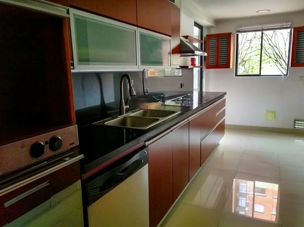 Apartamento en venta en Santa Ana Occidental, Bogotá · foto 6 de 19