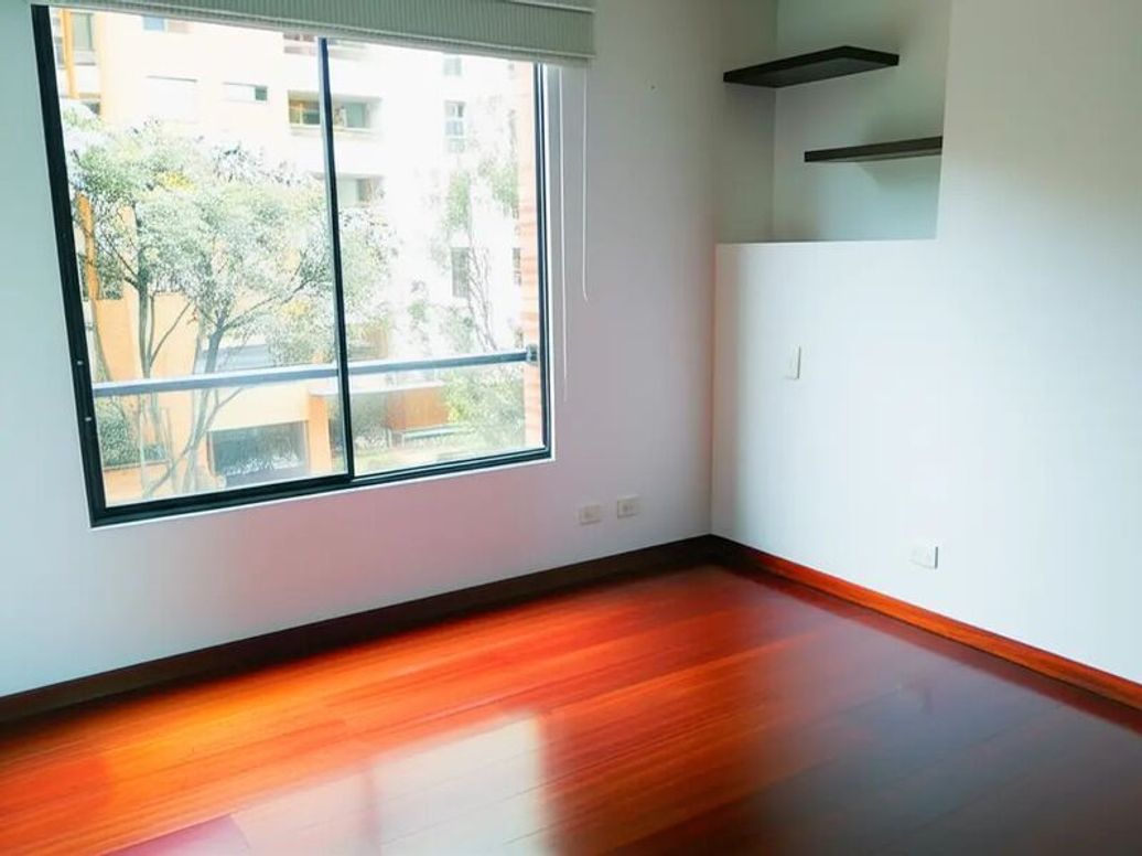 Apartamento en venta en Santa Ana Occidental, Bogotá · foto 13 de 19