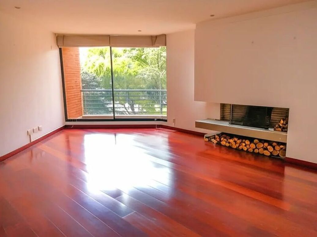 Apartamento en venta en Santa Ana Occidental, Bogotá · foto 2 de 19