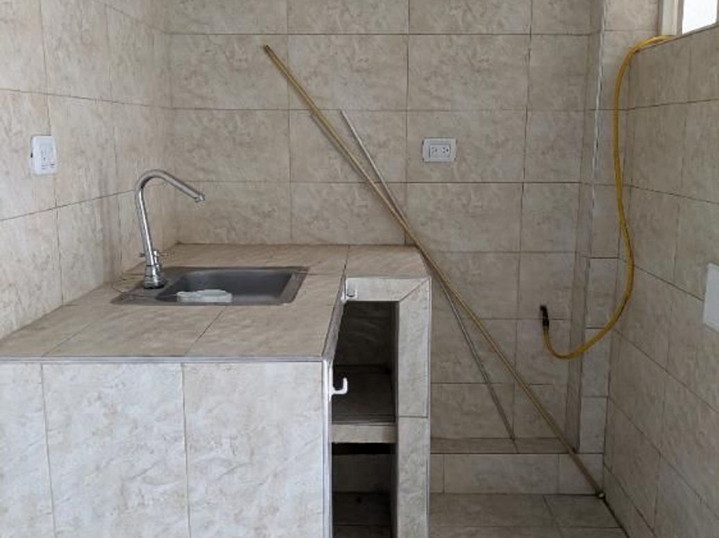 Casa de 6 alcobas en venta en Gualoche, Bogotá, 290 m² · foto 2 de 20