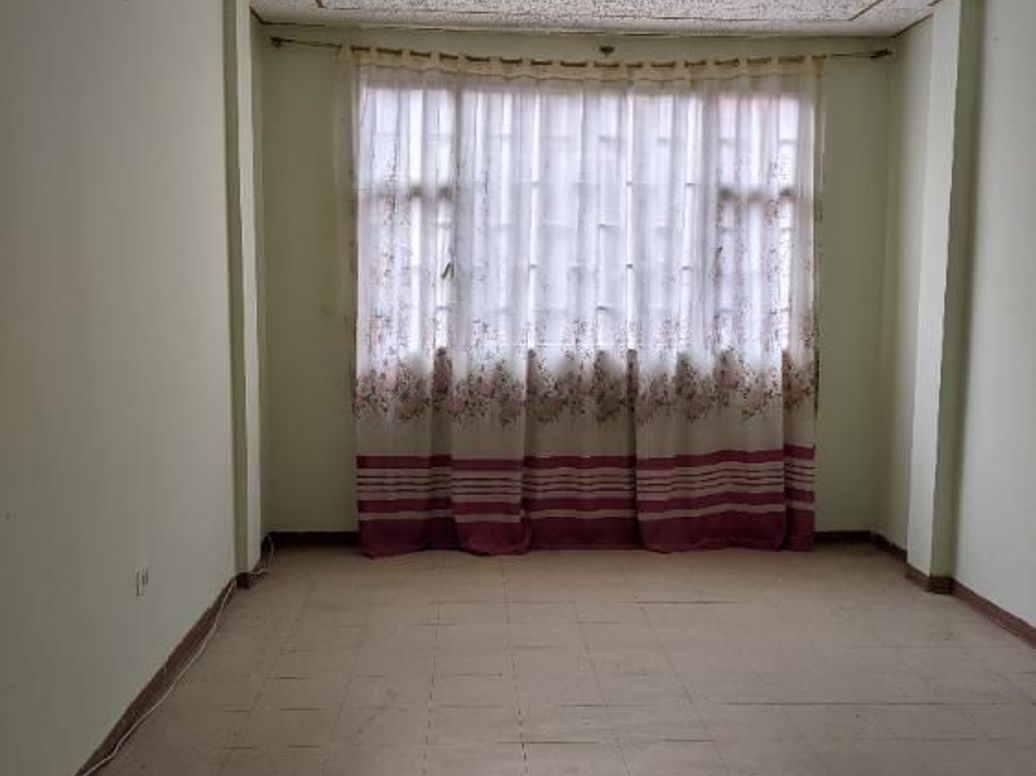Casa de 6 alcobas en venta en Gualoche, Bogotá, 290 m² · foto 13 de 20