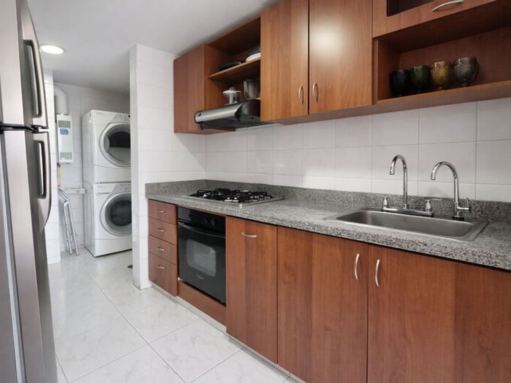 Apartamento de 3 alcobas en venta en Las Acasias, Bogotá, 109 m² · foto 10 de 20