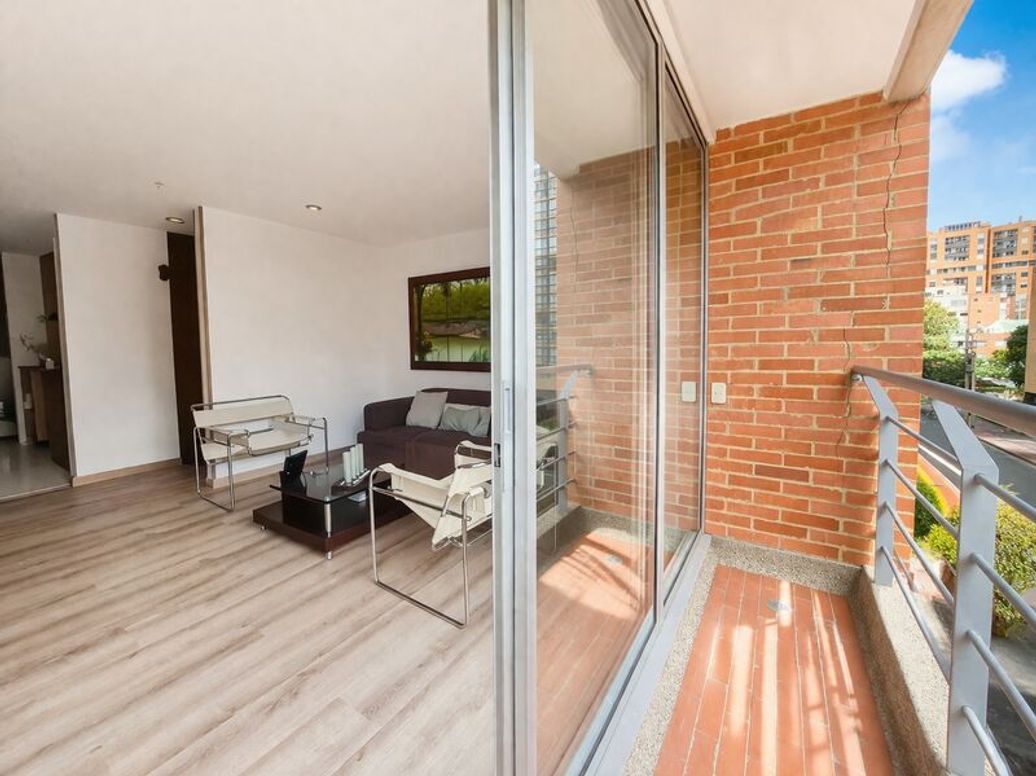 Apartamento de 3 alcobas en venta en Las Acasias, Bogotá, 109 m² · foto 2 de 20