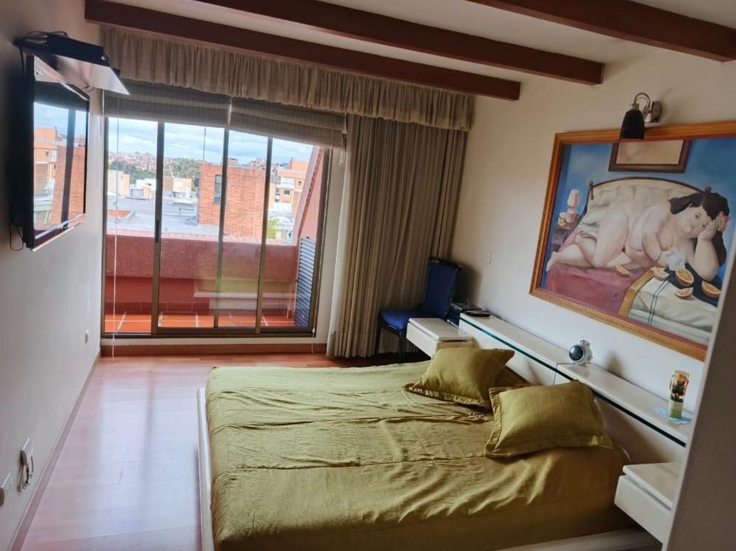 Apartamento de 3 alcobas en venta en Bella Suiza, Bogotá, 152 m² · foto 13 de 20