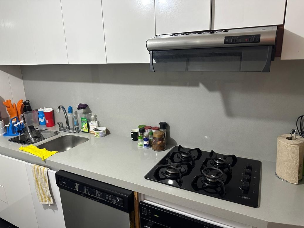 Apartamento de 3 alcobas en venta en Santa Barbara Oriental, Bogotá, 192 m² · foto 8 de 20