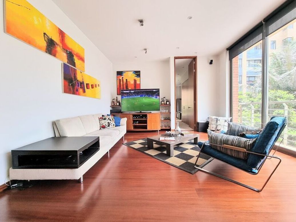 Apartamento de 1 alcoba en venta en El Refugio, Bogotá, 82 m² · foto 5 de 20