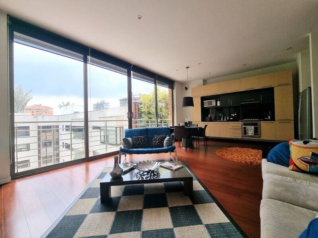 Apartamento de 1 alcoba en venta en El Refugio, Bogotá, 82 m² · foto 9 de 20