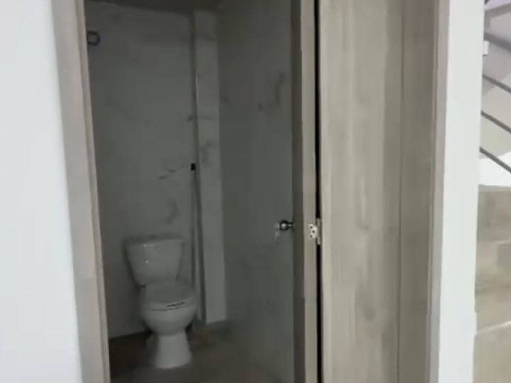 Casa en venta en Cr Jardines De La Colina Et. I, Bogotá · foto 2 de 20