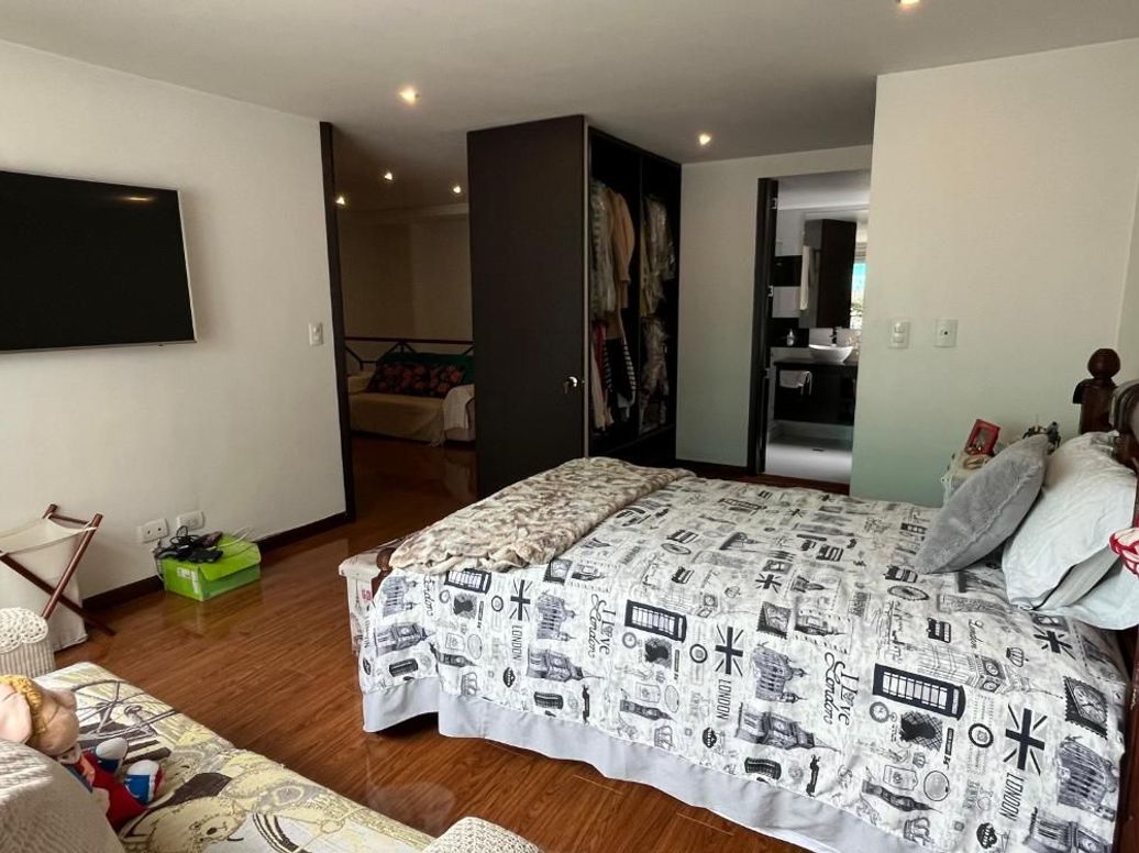 Apartamento de 3 alcobas en venta en Estoril, Bogotá, 186 m² · foto 17 de 18