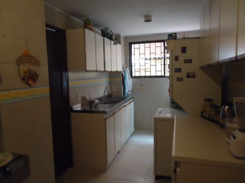 Apartamento de 3 alcobas en venta en San Patricio, Bogotá, 153 m² · foto 2 de 7