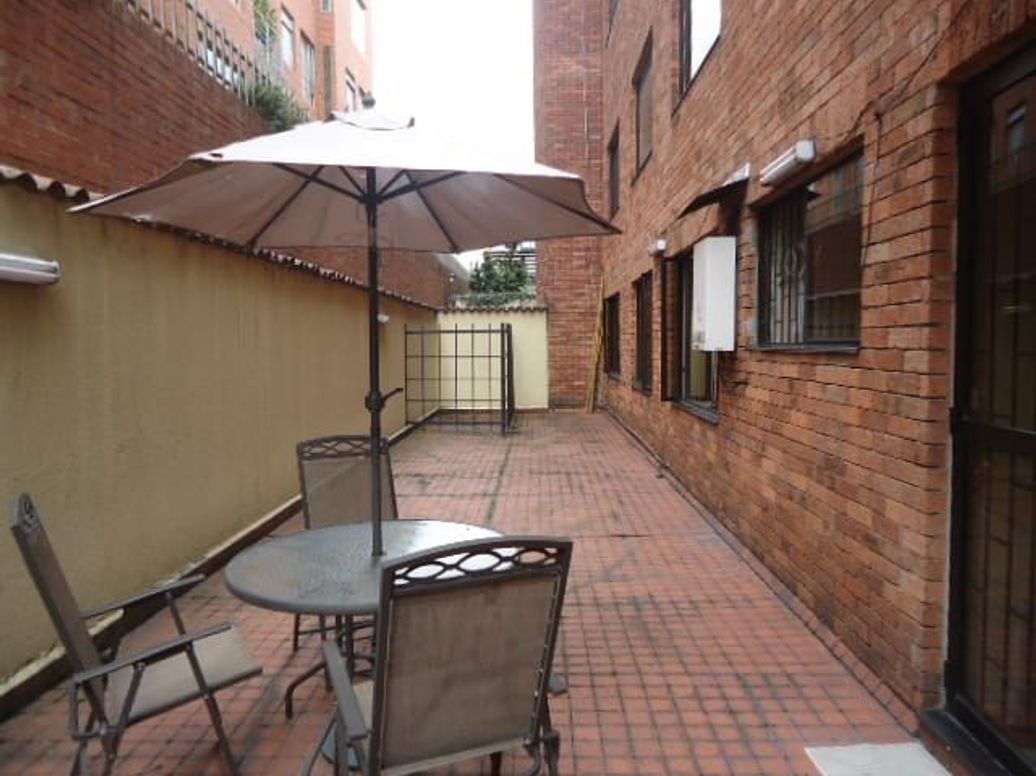 Apartamento de 3 alcobas en venta en San Patricio, Bogotá, 153 m² · foto 3 de 7