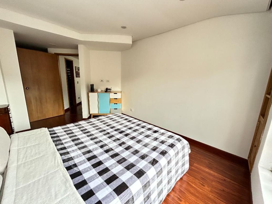 Apartamento de 4 alcobas en venta en Santa Ana Occidental, Bogotá, 177 m² · foto 14 de 20