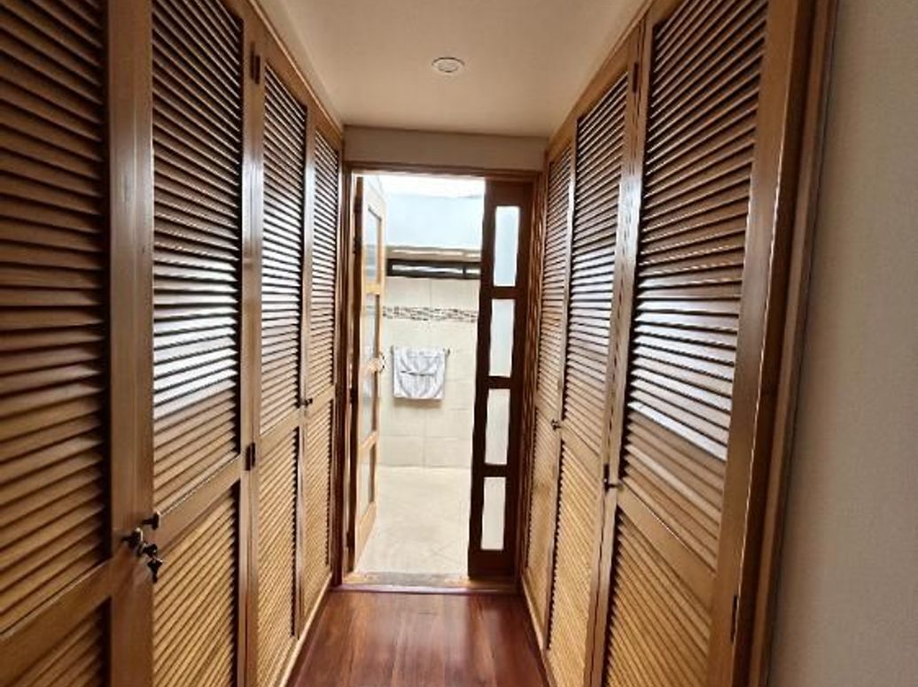 Apartamento de 4 alcobas en venta en Santa Ana Occidental, Bogotá, 177 m² · foto 5 de 20