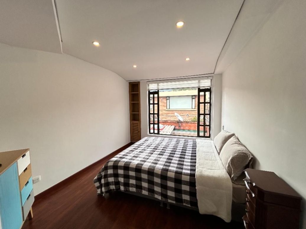 Apartamento de 4 alcobas en venta en Santa Ana Occidental, Bogotá, 177 m² · foto 15 de 20