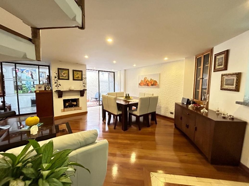 Apartamento de 4 alcobas en venta en Santa Ana Occidental, Bogotá, 177 m² · foto 19 de 20