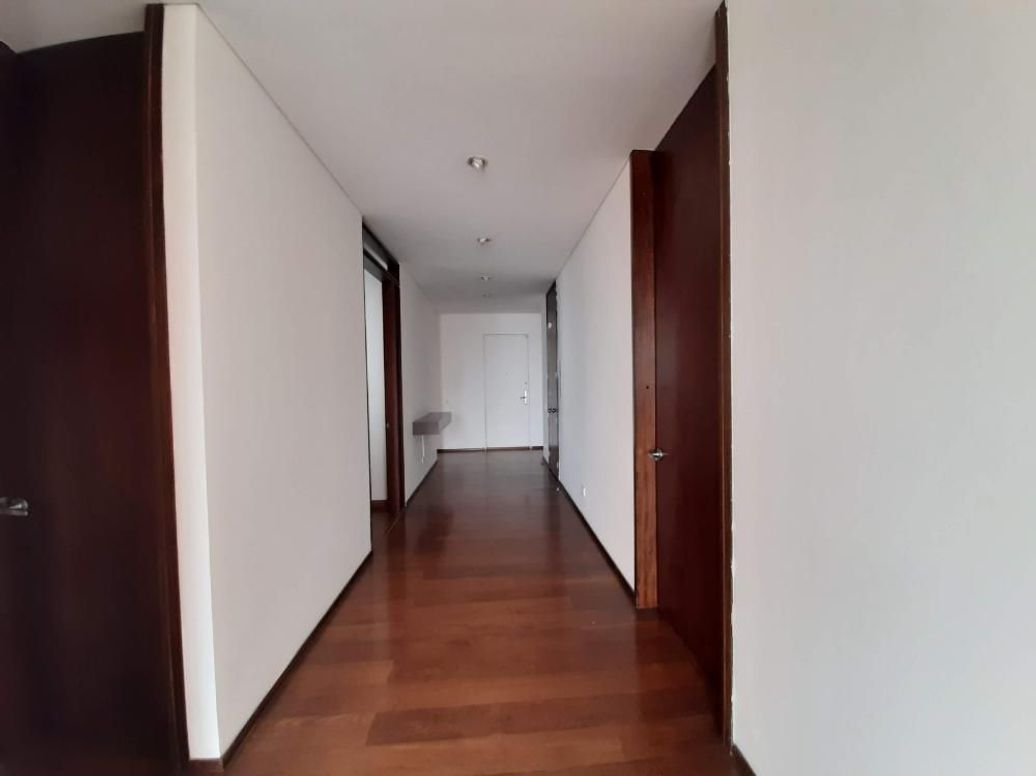 Apartamento de 2 alcobas en arriendo en Bellavista, Bogotá, 156 m² · foto 17 de 19