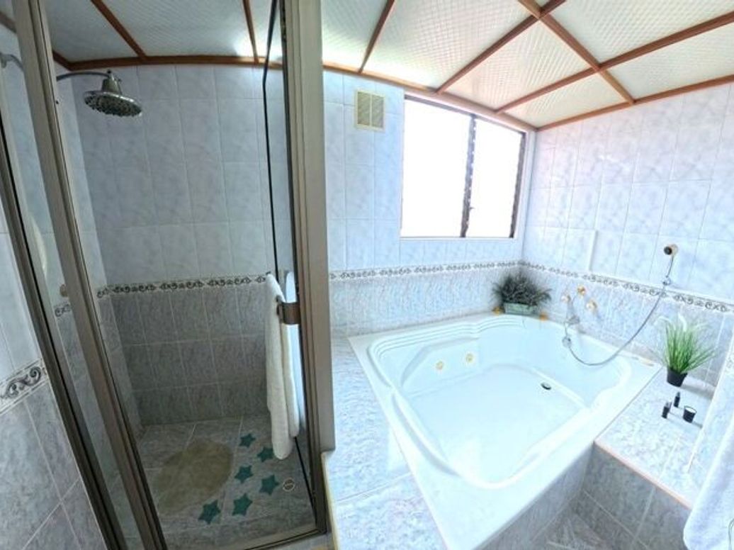 Apartamento de 4 alcobas en venta en Cr. Puerto Madero, Bogotá, 261 m² · foto 9 de 20