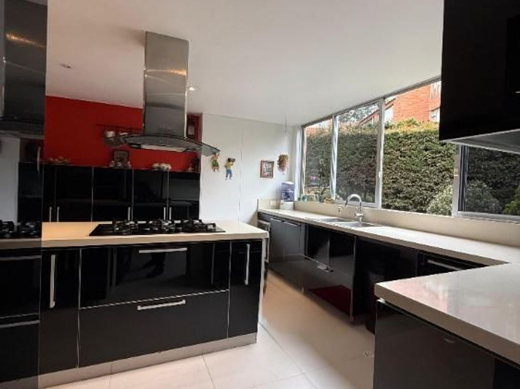 Apartamento de 4 alcobas en venta en Casa Blanca Suba, Bogotá, 288 m² · foto 5 de 20