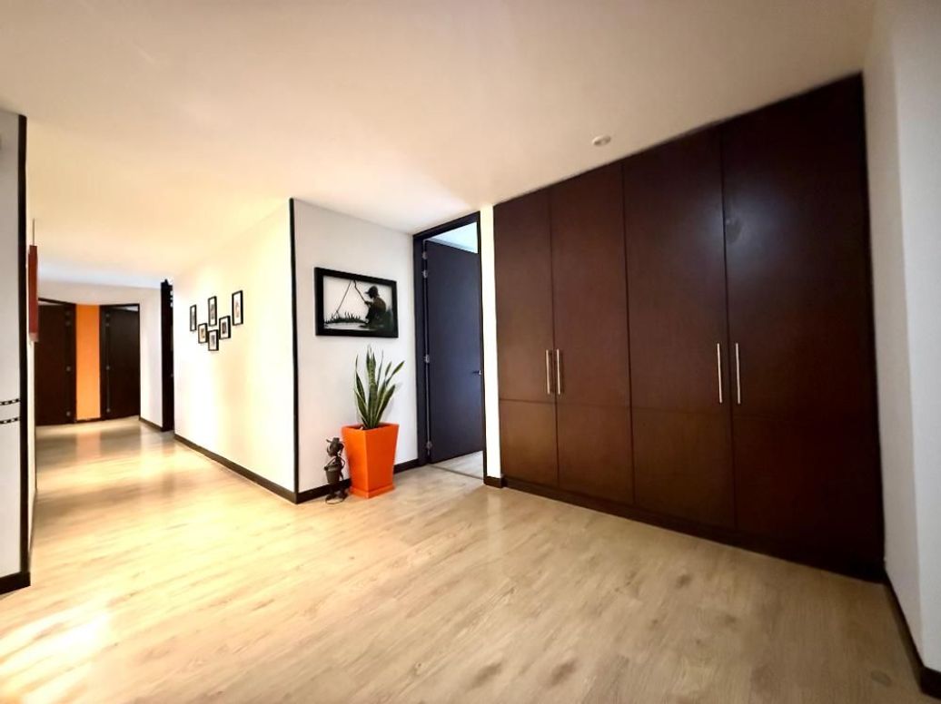 Apartamento de 4 alcobas en venta en Casa Blanca Suba, Bogotá, 288 m² · foto 7 de 20