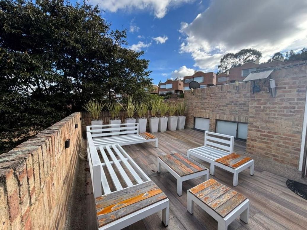 Casa de 4 alcobas en venta en Niza Suba, Bogotá, 472 m² · foto 3 de 20