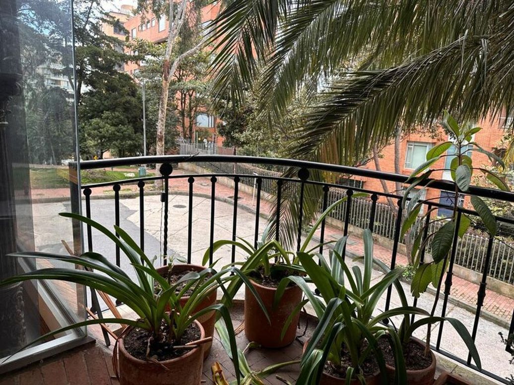 Apartamento de 4 alcobas en venta en Los Rosales, Bogotá, 284 m² · foto 6 de 20