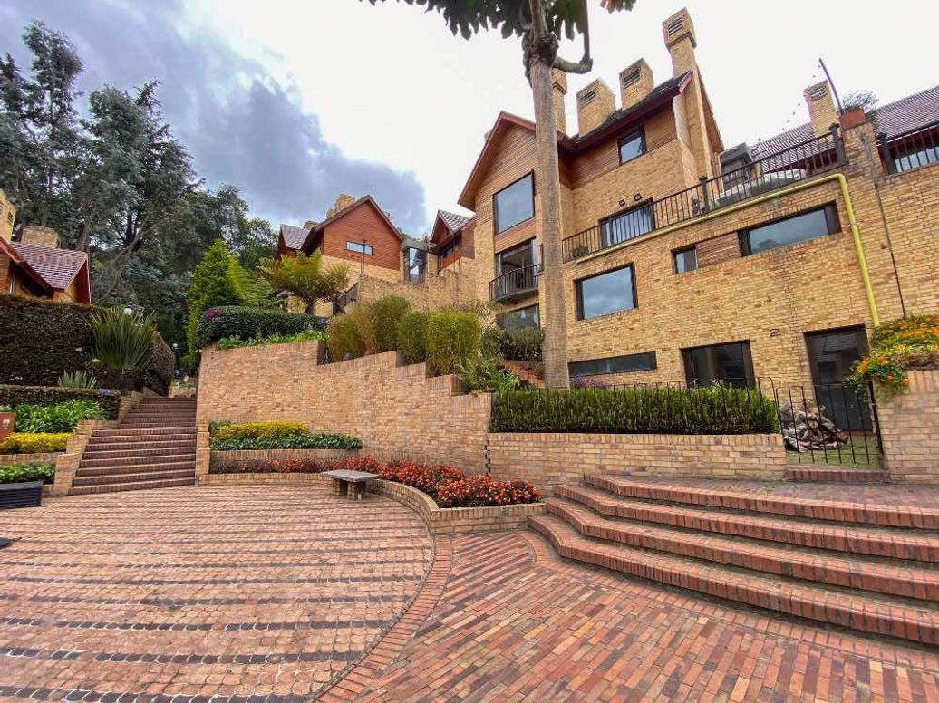 Casa de 5 alcobas en venta en A.S.D., Bogotá, 580 m² · foto 14 de 20