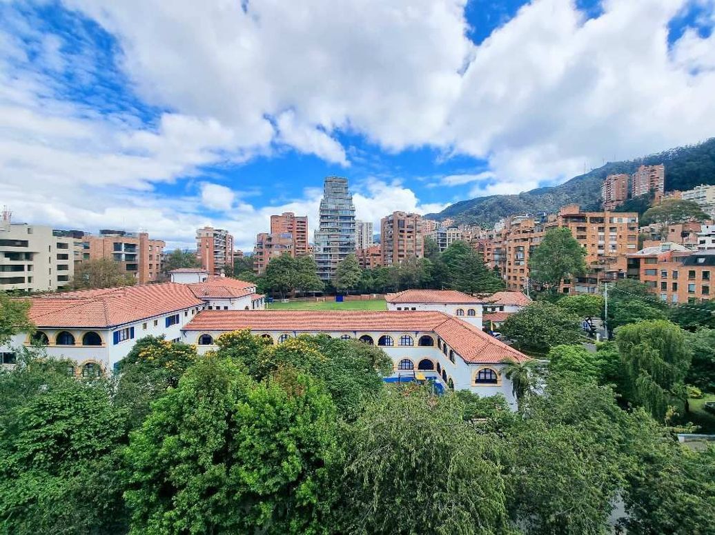 Apartamento de 4 alcobas en venta en El Retiro, Bogotá, 342 m² · foto 11 de 20