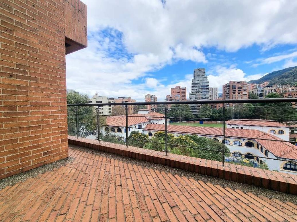 Apartamento de 4 alcobas en venta en El Retiro, Bogotá, 342 m² · foto 12 de 20