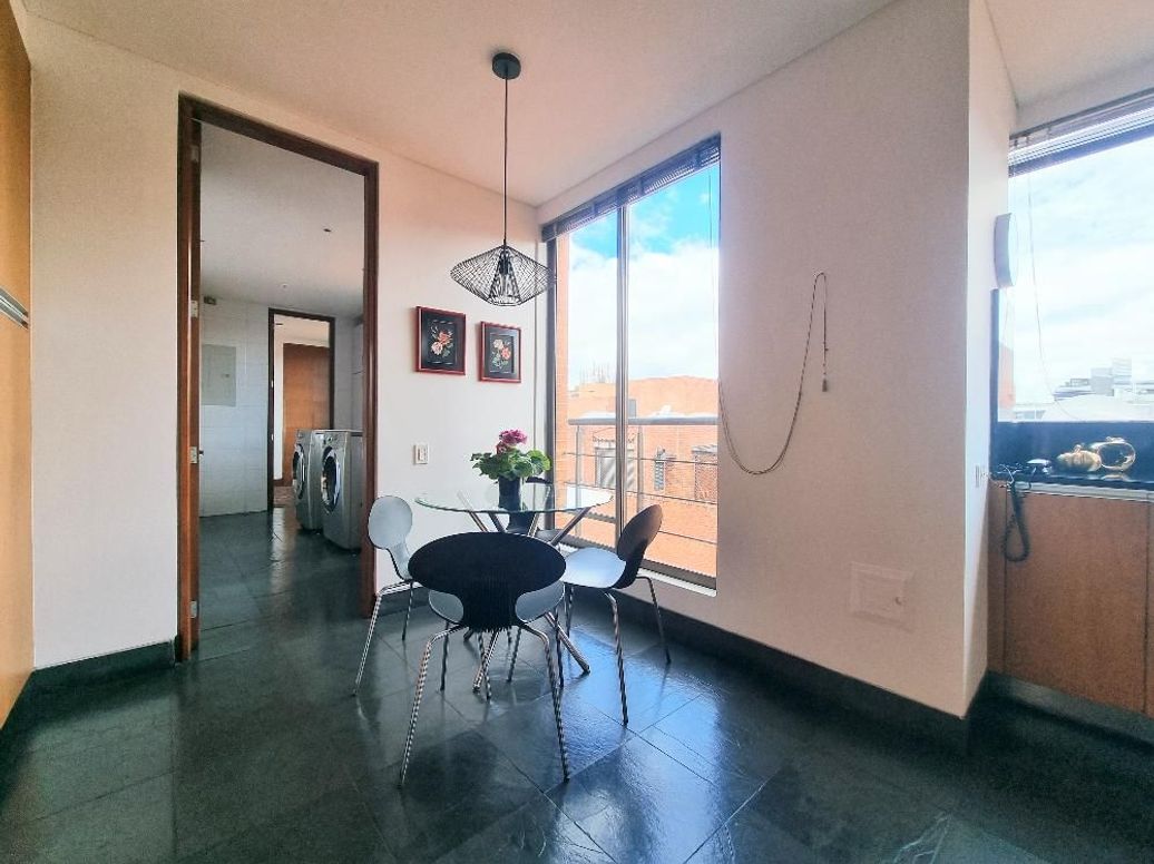 Apartamento de 4 alcobas en venta en El Retiro, Bogotá, 342 m² · foto 14 de 20