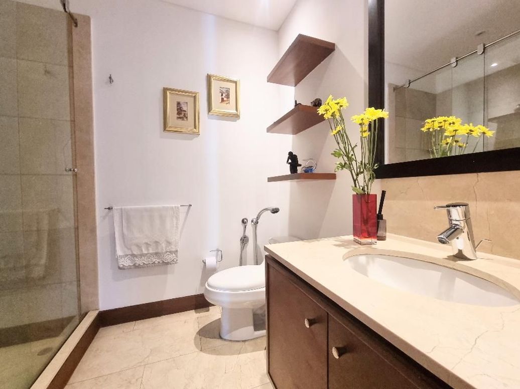 Apartamento de 4 alcobas en venta en El Retiro, Bogotá, 342 m² · foto 18 de 20