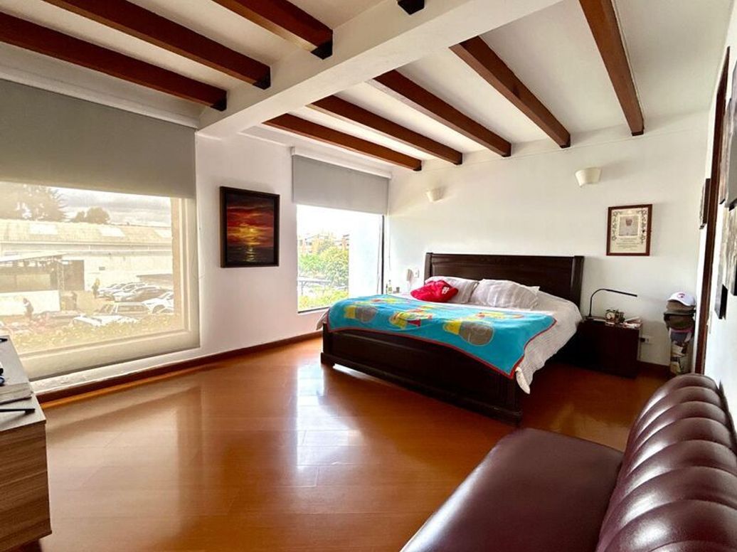 Casa de 4 alcobas en venta en Bosque De Pinos, Bogotá, 246 m² · foto 19 de 20