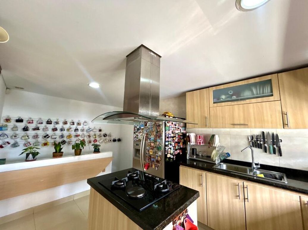 Casa de 4 alcobas en venta en Bosque De Pinos, Bogotá, 246 m² · foto 15 de 20