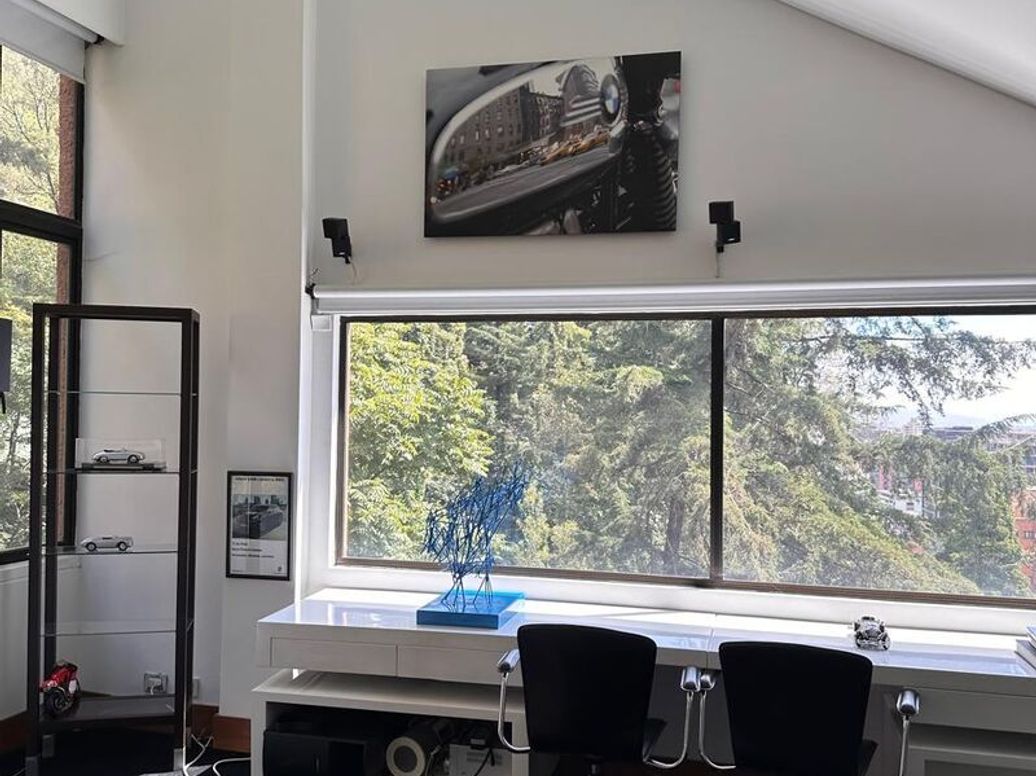 Apartamento de 3 alcobas en venta en El Refugio, Bogotá, 470 m² · foto 2 de 20