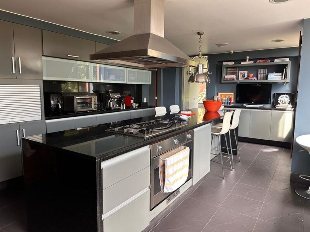 Apartamento de 3 alcobas en venta en El Refugio, Bogotá, 470 m² · foto 20 de 20