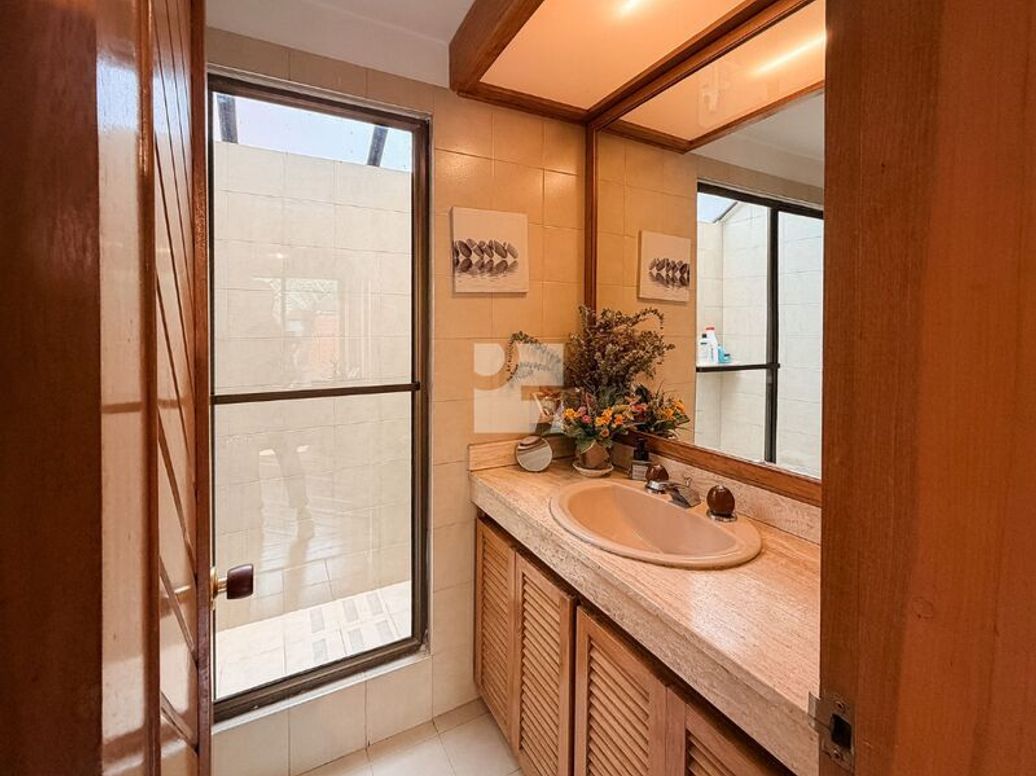 Casa de 4 alcobas en venta en Niza Suba, Bogotá, 310 m² · foto 19 de 20