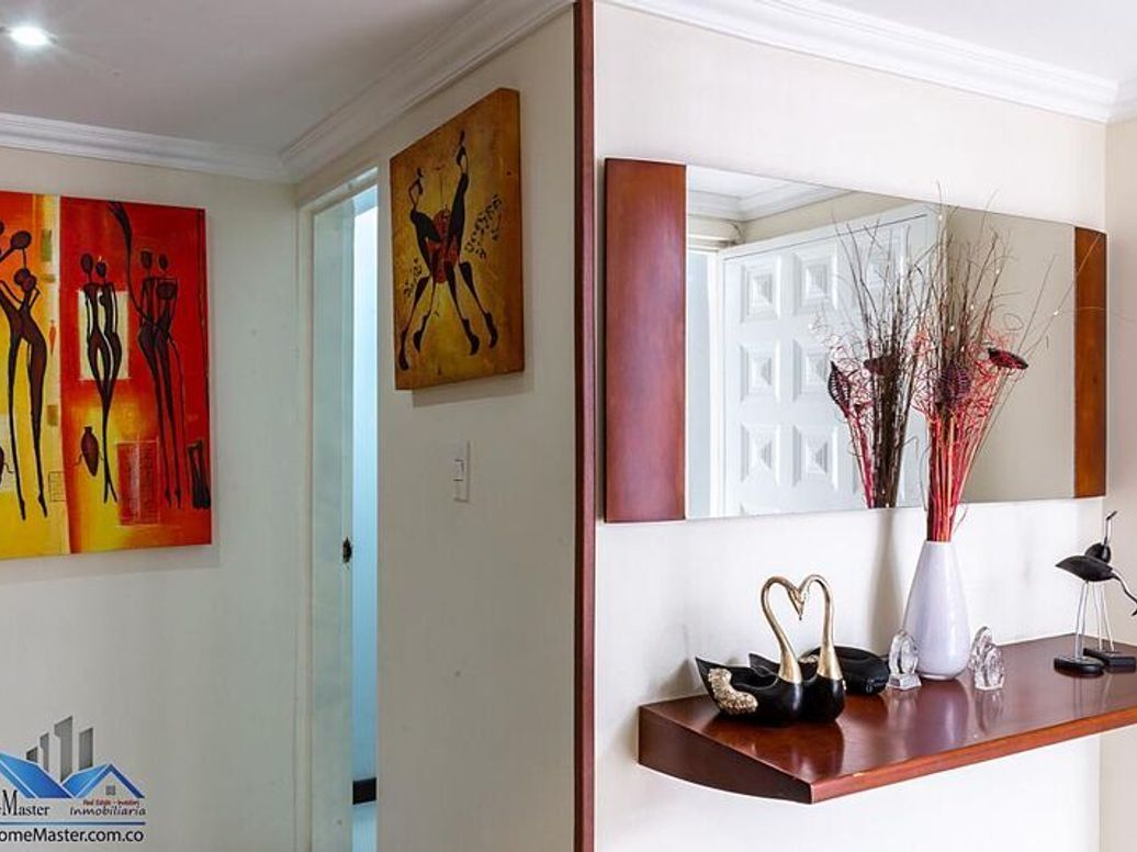 Casa de 9 alcobas en venta en Estoril, Bogotá, 300 m² · foto 7 de 12