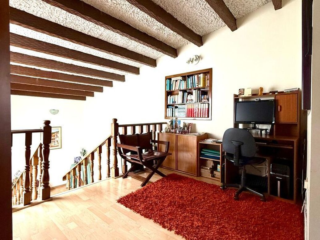 Casa de 3 alcobas en venta en Santa Barbara Central, Bogotá, 308 m² · foto 11 de 18