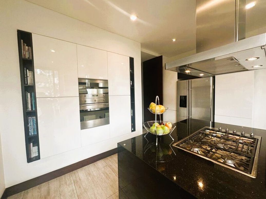 Apartamento de 4 alcobas en venta en Suba Naranjos, Bogotá, 275 m² · foto 13 de 20