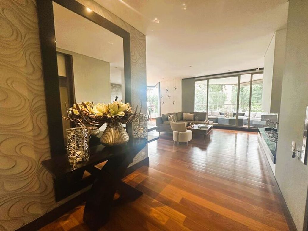 Apartamento de 4 alcobas en venta en Suba Naranjos, Bogotá, 275 m² · foto 4 de 20