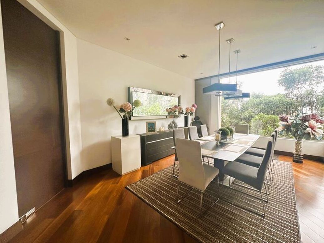 Apartamento de 4 alcobas en venta en Suba Naranjos, Bogotá, 275 m² · foto 9 de 20