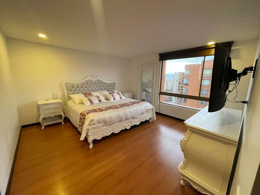 Apartamento de 3 alcobas en venta en Gilmar, Bogotá, 195 m² · foto 14 de 17