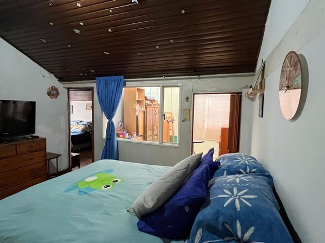 Casa de 4 alcobas en venta en Cedritos, Bogotá, 270 m² · foto 2 de 15