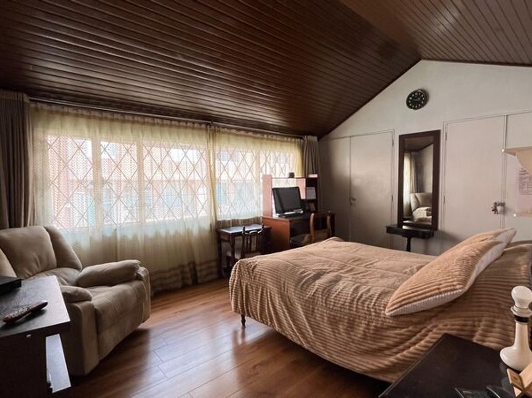 Casa de 4 alcobas en venta en Cedritos, Bogotá, 270 m² · foto 5 de 15