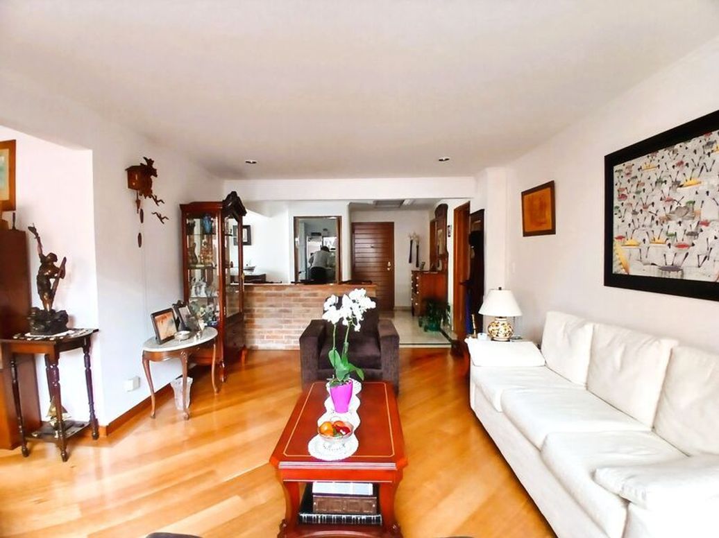 Apartamento de 3 alcobas en venta en Chico Norte Et. Iii, Bogotá, 149 m² · foto 5 de 18