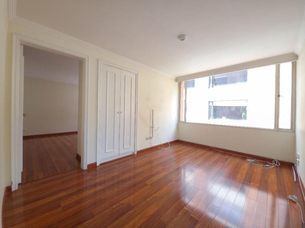 Apartamento de 3 alcobas en venta en Santa Barbara Central, Bogotá, 175 m² · foto 13 de 20