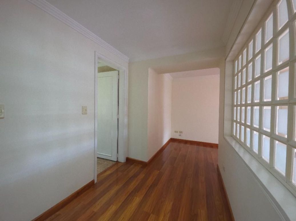Apartamento de 3 alcobas en venta en Santa Barbara Central, Bogotá, 175 m² · foto 18 de 20