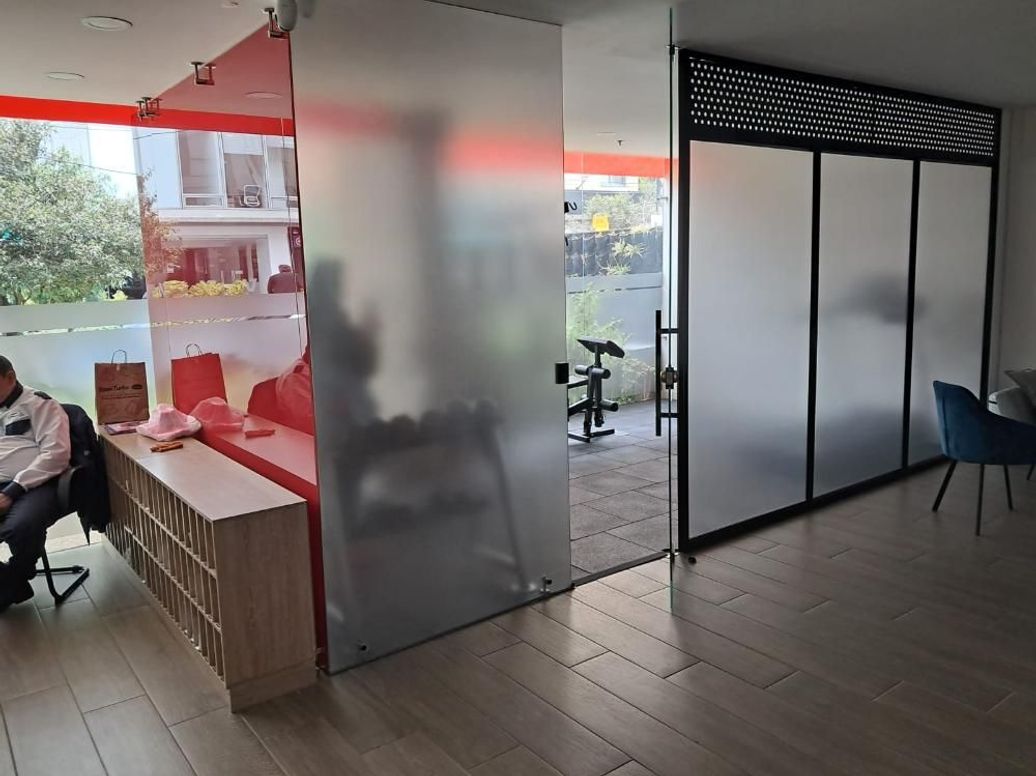 Apartaestudio en venta en Santa Barbara Oriental, Bogotá, 18 m² · foto 16 de 20