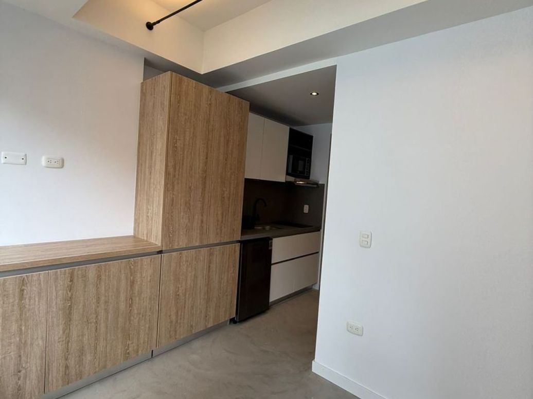 Apartaestudio en venta en Santa Barbara Oriental, Bogotá, 18 m² · foto 8 de 20